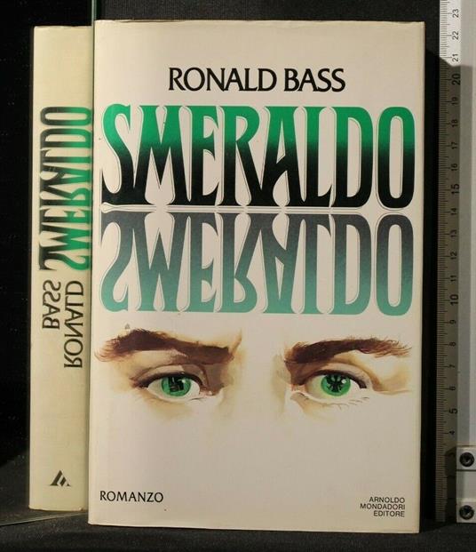 Smeraldo - Ronald Bass - copertina