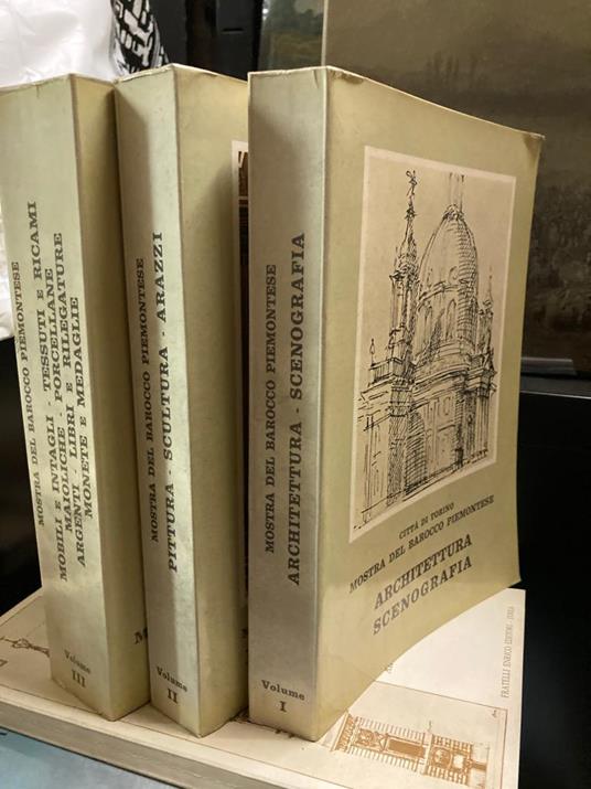 Mostra del barocco piemontese. Palazzo Madama - Palazzo Reale - Palazzina di Stupinigi. Catalogo a cura di Vittorio Viale - copertina