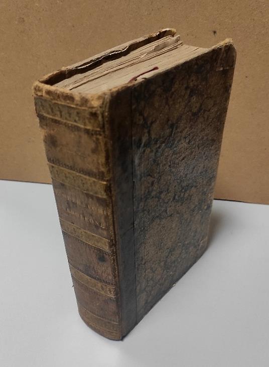 Due opere su Napoleone. Raccolti in un solo volume: a) Anonimo (ma Tastu,Joseph). L'Imperatore Napoleone. Quadri e racconti delle battaglie e delle azioni particolari di questo celebre capitano.Un volume con 90 incisioni in acciaio, di R�veil, tratte - copertina