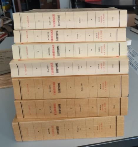 Manuel d'Arch�ologie Egyptienne. Volume I: Les �poques de formation. Tome I: La Pr�histoire. Tome II: Les trois premi�res Dynasties. Volume II: Les grandes �poques. Tome I: L'Architecture fun�raire. Tome II: L'Architecture religieuse et civile. Volum - copertina