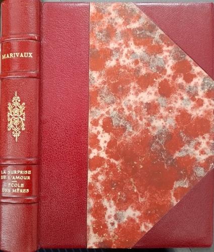 La surprise de l'amour. L'Ecole des M�res. Edition r�alis�e en 2200 exemplaires. N.1128. Illustrations de Paul-Emile B�cat. Les gravures sur cuivre ont �t� tir�es par F.Nourrisson sous la direction de l'Artiste et enlumin�es au pochoir par les atelie