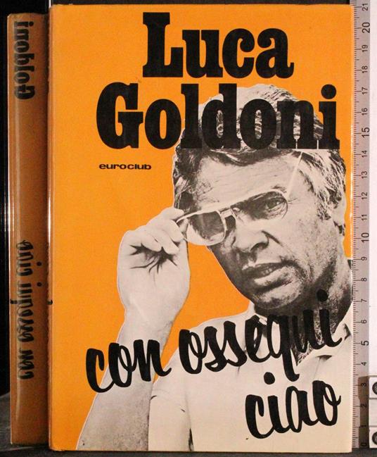 Con assequi ciao - Luca Goldoni - copertina