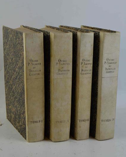 Operum… Interpretatione et notis illustravit Daniel Crispinus, Helvetius, Jussu Christianissimi Regis; ad usum Serenissimi Delphini… - P. Nasone Ovidio - copertina