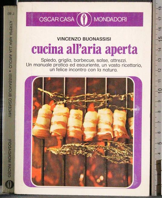 Cucina all'aria aperta - Vincenzo Buonassisi - copertina