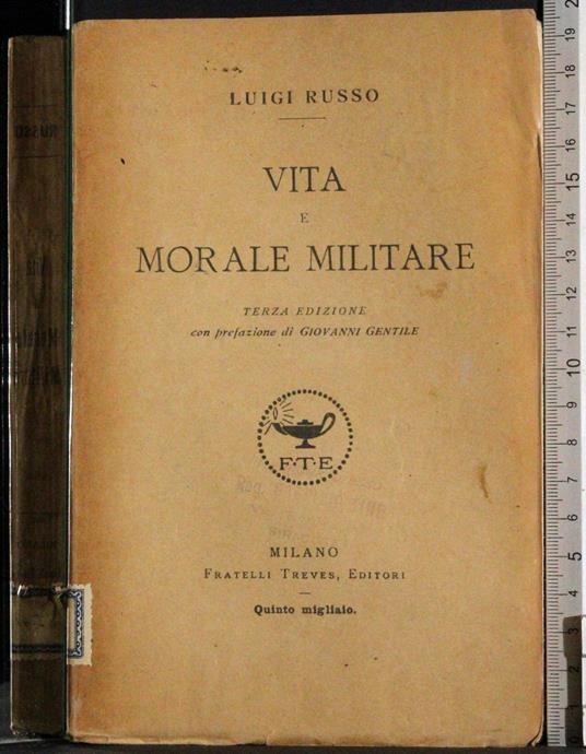 Vita e morale militare - Luigi Russo - copertina