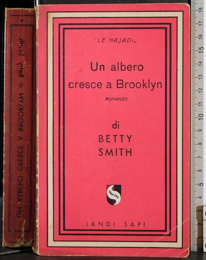 Un albergo cresce a Brooklyn - Betty Smith - copertina