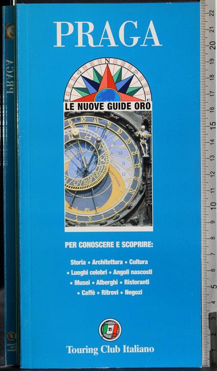 Le nuove guide oro. Praga - copertina