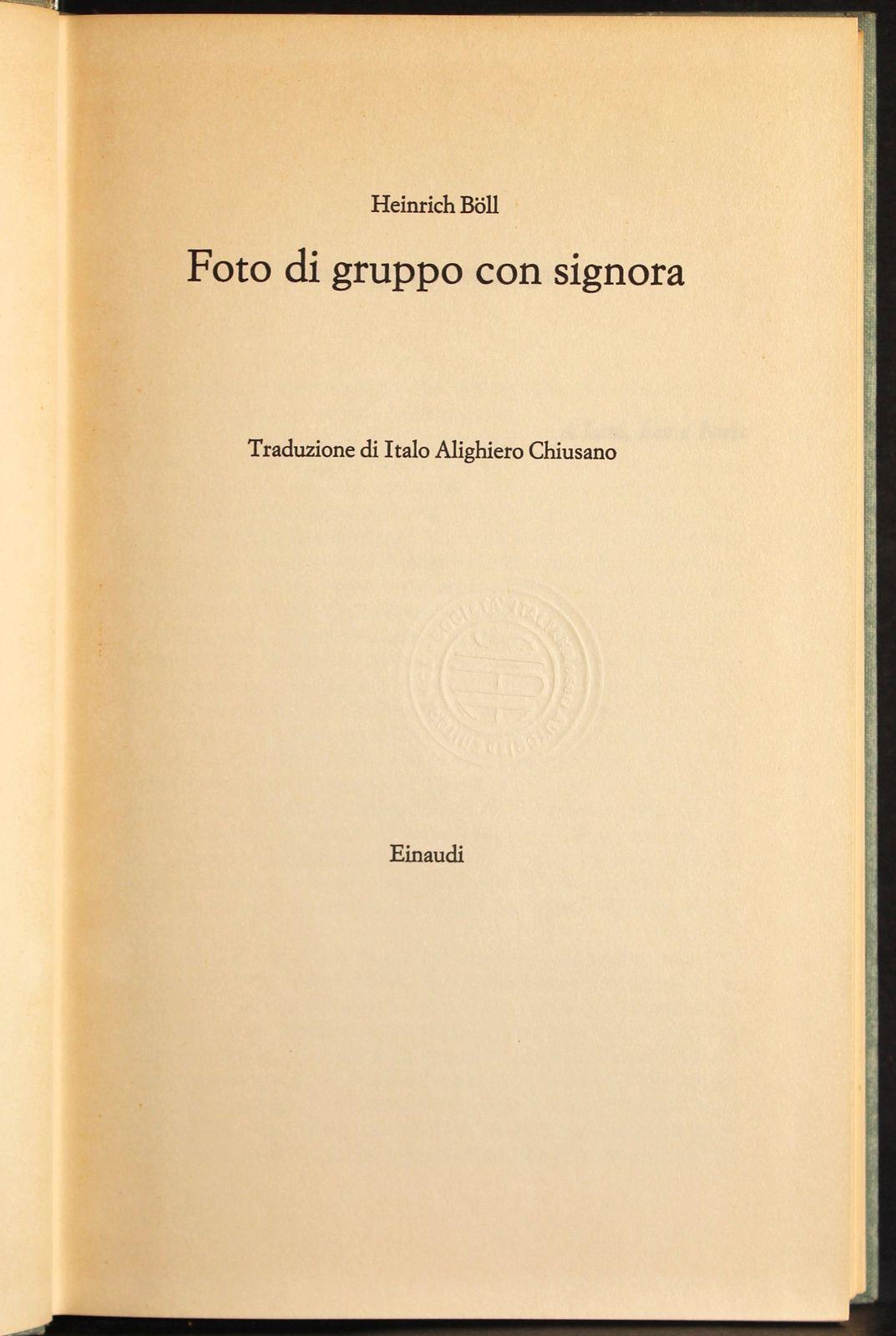 Foto di gruppo con signora