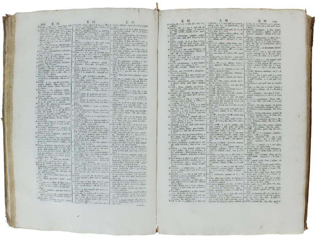 CORNELII SCHREVELII LEXICON MANUALE GRAECO-LATINUM, ET LATINO-GRAECUM, utrumque hac ultima Editione multo auctius, praesertim quod ad Dialectos , & Etymologicas Thematum Investigationes attinet... VOLUME 1