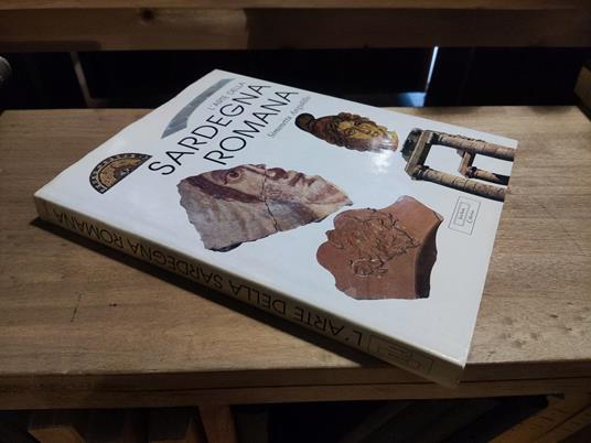 L' arte della Sardegna romana - Simonetta Angiolillo - copertina