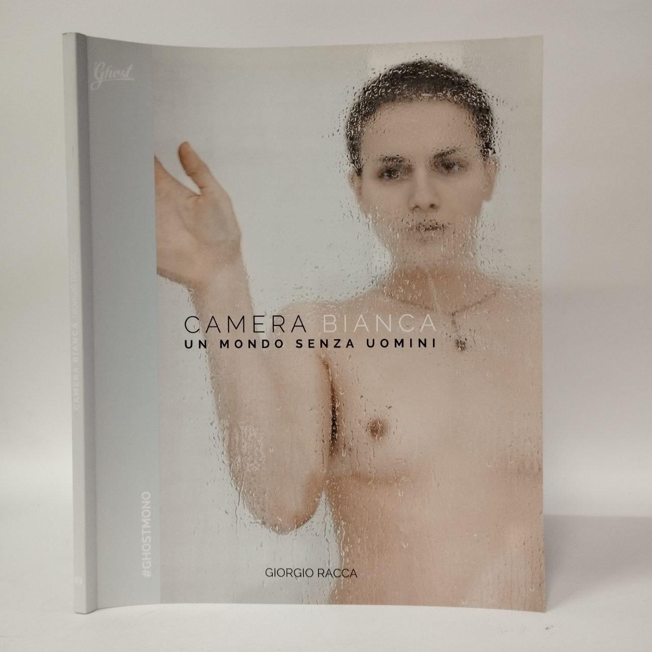 Camera bianca. Un mondo senza uomini
