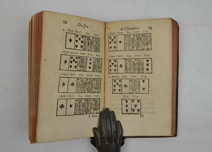 Le jeu de l'hombre, augmenté des decisions nouvelles sur les difficultez et incidens de ce jeu… - copertina