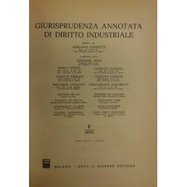 Giurisprudenza annotata di diritto industriale. Diretta da Adriano Vanzetti. Anno V - 1976 - Adriano Vanzetti - copertina