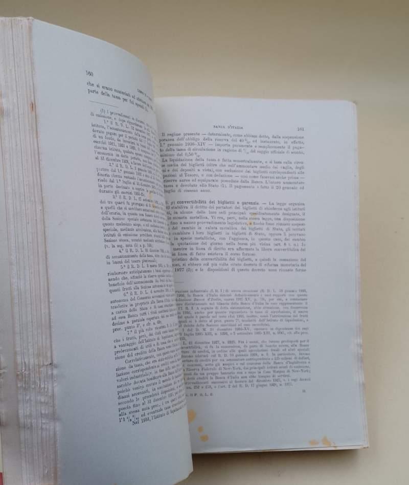 Istituti Speciali Di Credito