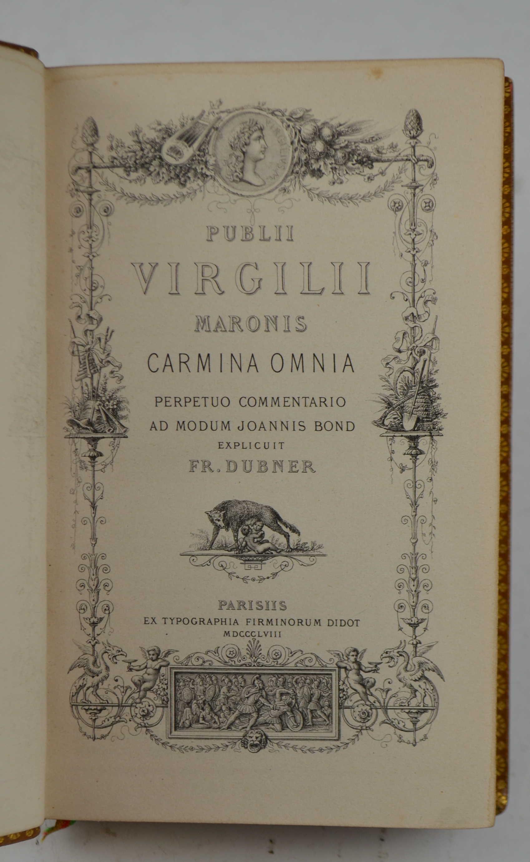 Carmina omnia..