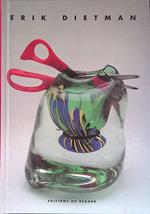 Erik Dietman. Le nez dans le verre, un verre dans le nez