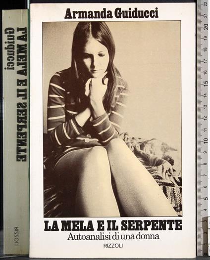mela e il serpente. Autoanalisi di una donna - Roberto Guiducci - copertina