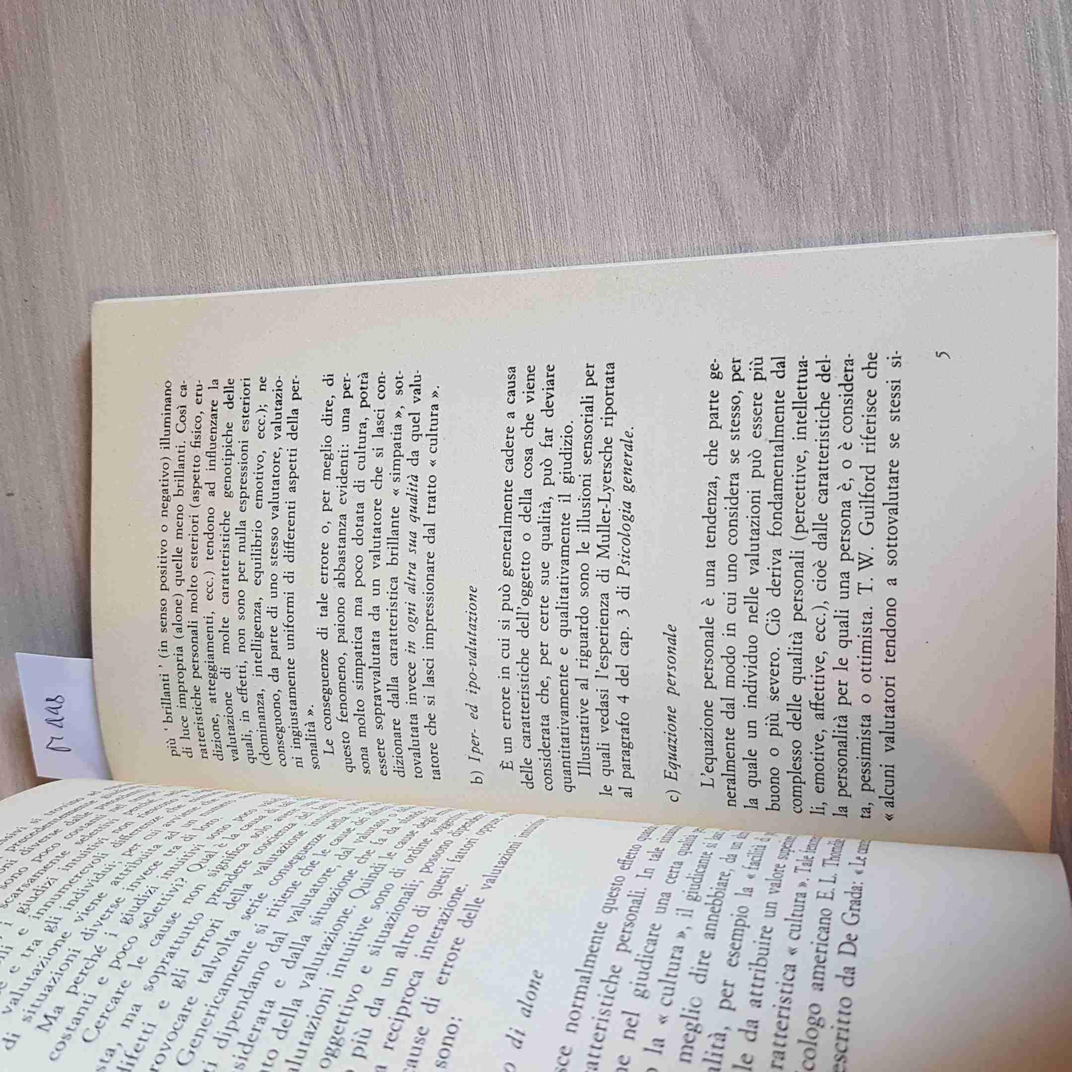 PSICOMETRIA PROBLEMI DELLA VALUTAZIONE E DELLA MISURAZIONE IN PSICOLOGIA De Luca