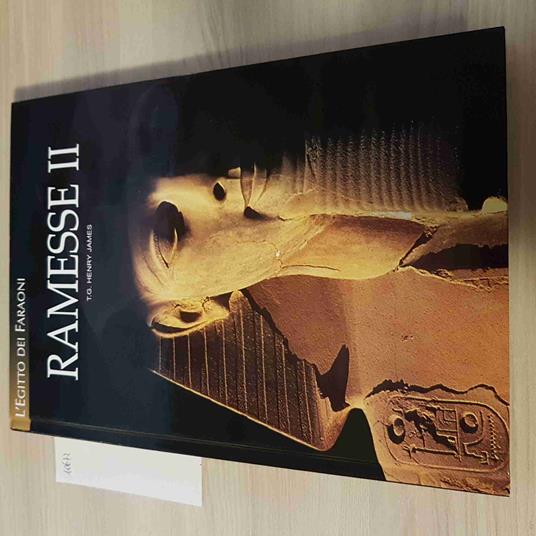 RAMESSE II - Henry James - copertina