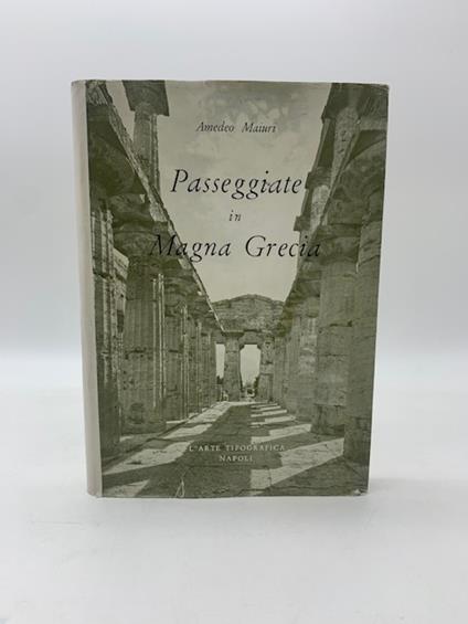 Passeggiate in Magna Grecia - Amedeo Maiuri - copertina