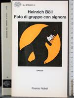 Foto di gruppo con signora