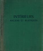 Intérieurs anciens et rustiques