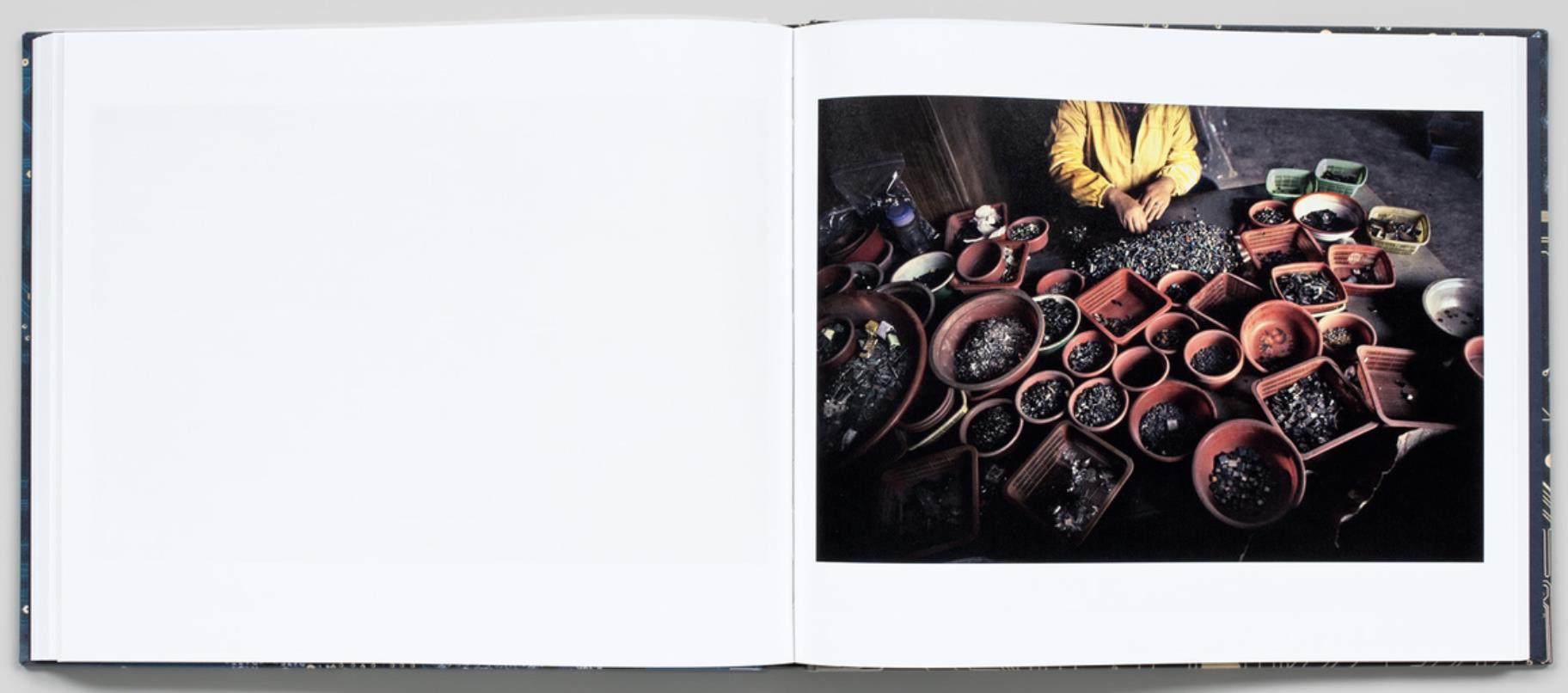 CTRL-X. A topography of e-waste