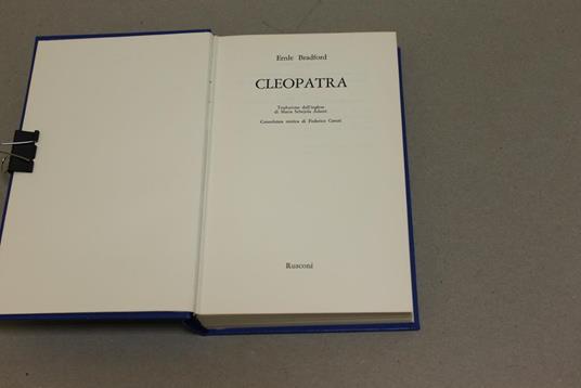 Ernle Bradford. Cleopatra - Ernle Bradford - copertina