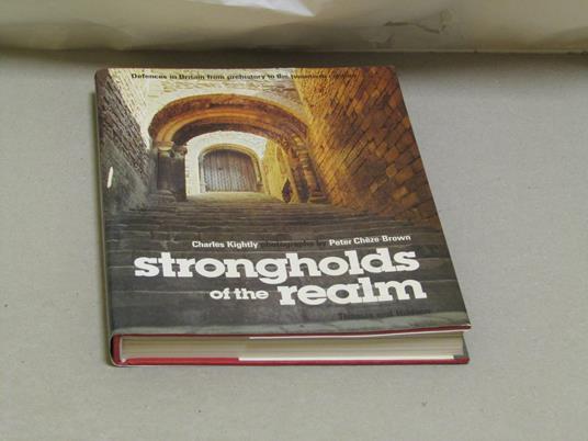 Strongholds Of The Realm - Kightly Charles - copertina