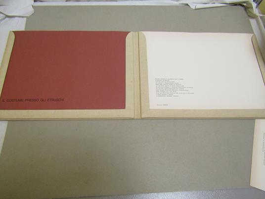 AA.VV. Il costume presso gli Etruschi - copertina