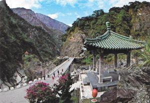 Taiwan. Taroko. Tsu-mu Bridge and Orchis Pavillon. Non viaggiata - copertina