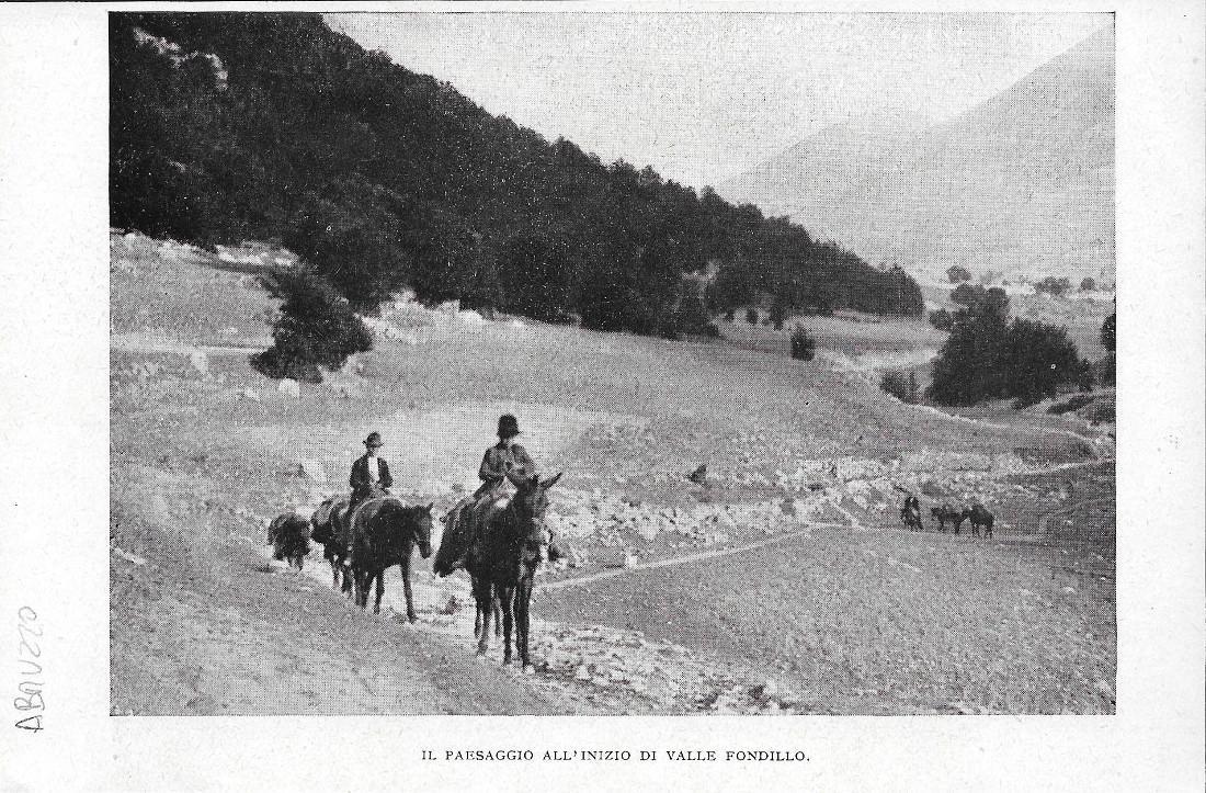 Libreria Biblos di Costa Pierandrea