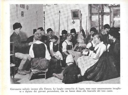 Giovani szèkely intente alla filatura (Ungheria). Stampa 1934 - copertina