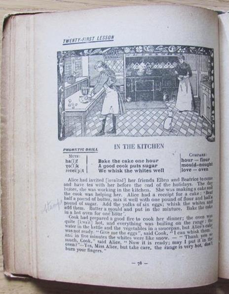 The Girl?S Own Book. Classes De Première Année, 1919 - 4