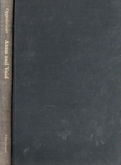 Atom and Void : Essays on science and community - copertina