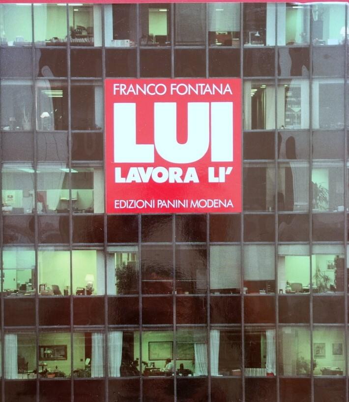 Lui Lavora Lì