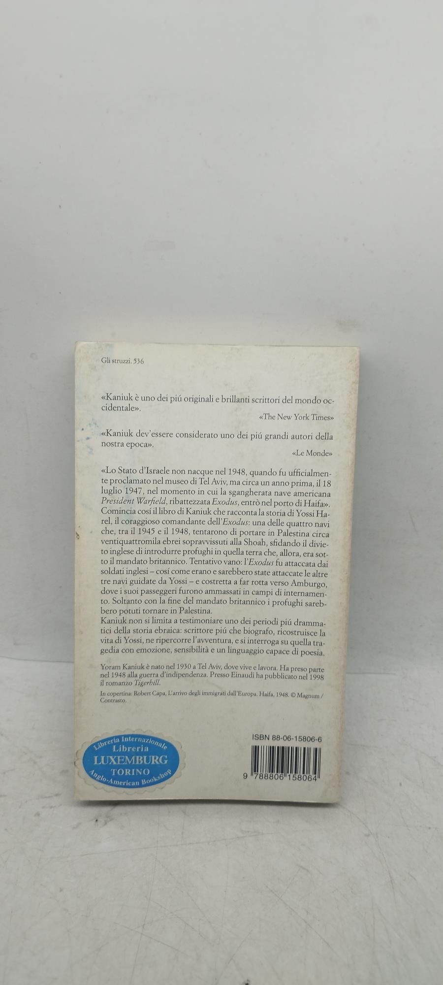 il comandante dell'exodus einaudi gli struzzi