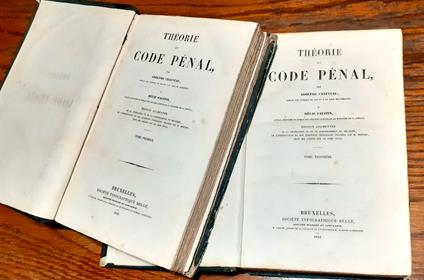 Théorie du Code pénal - Adolphe Chauveau - copertina