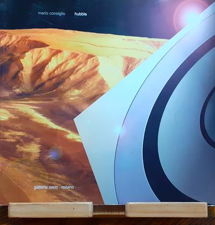 Mario Consiglio. Hubble - copertina