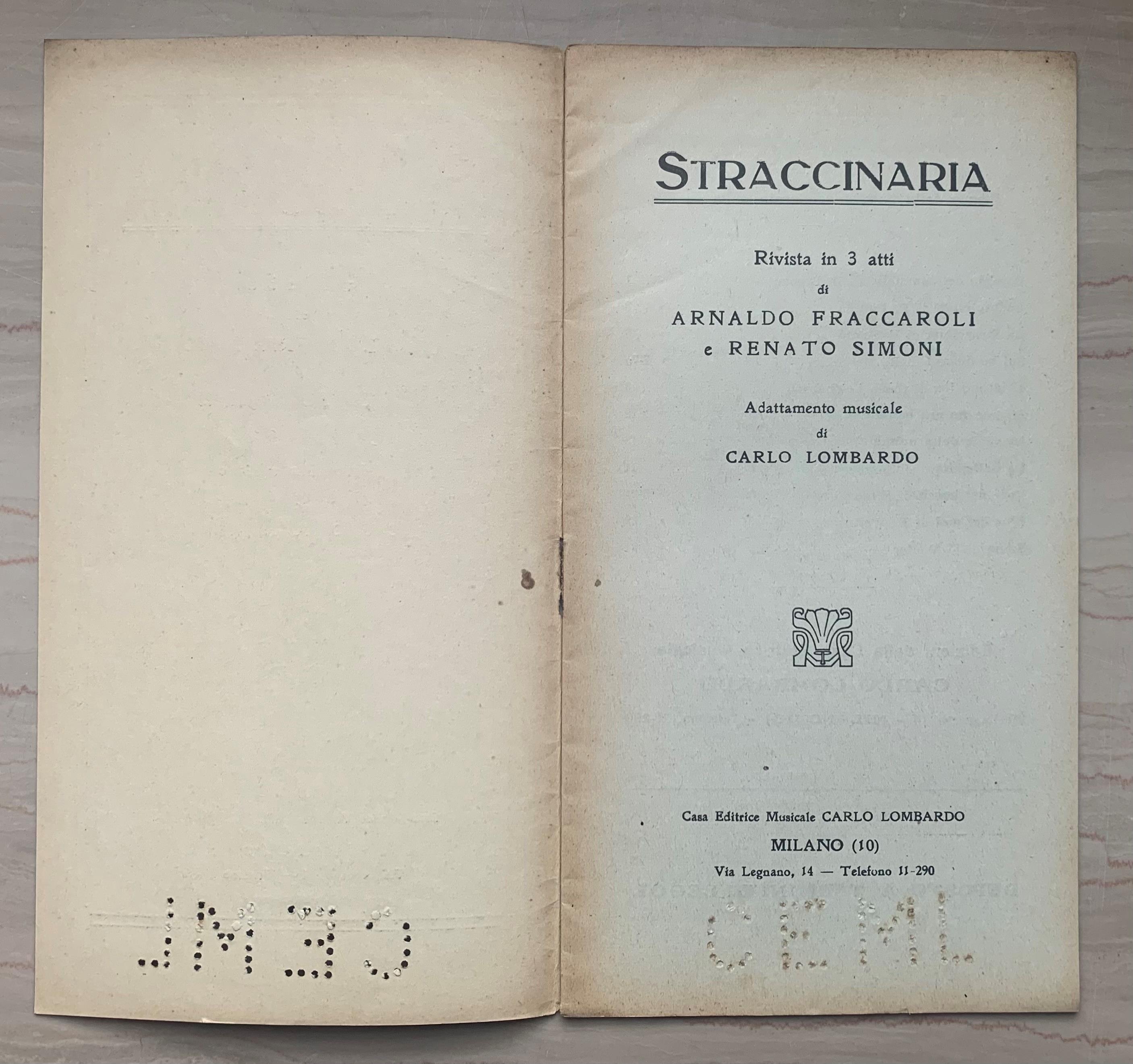 Straccinaria. Rivista in 3 atti