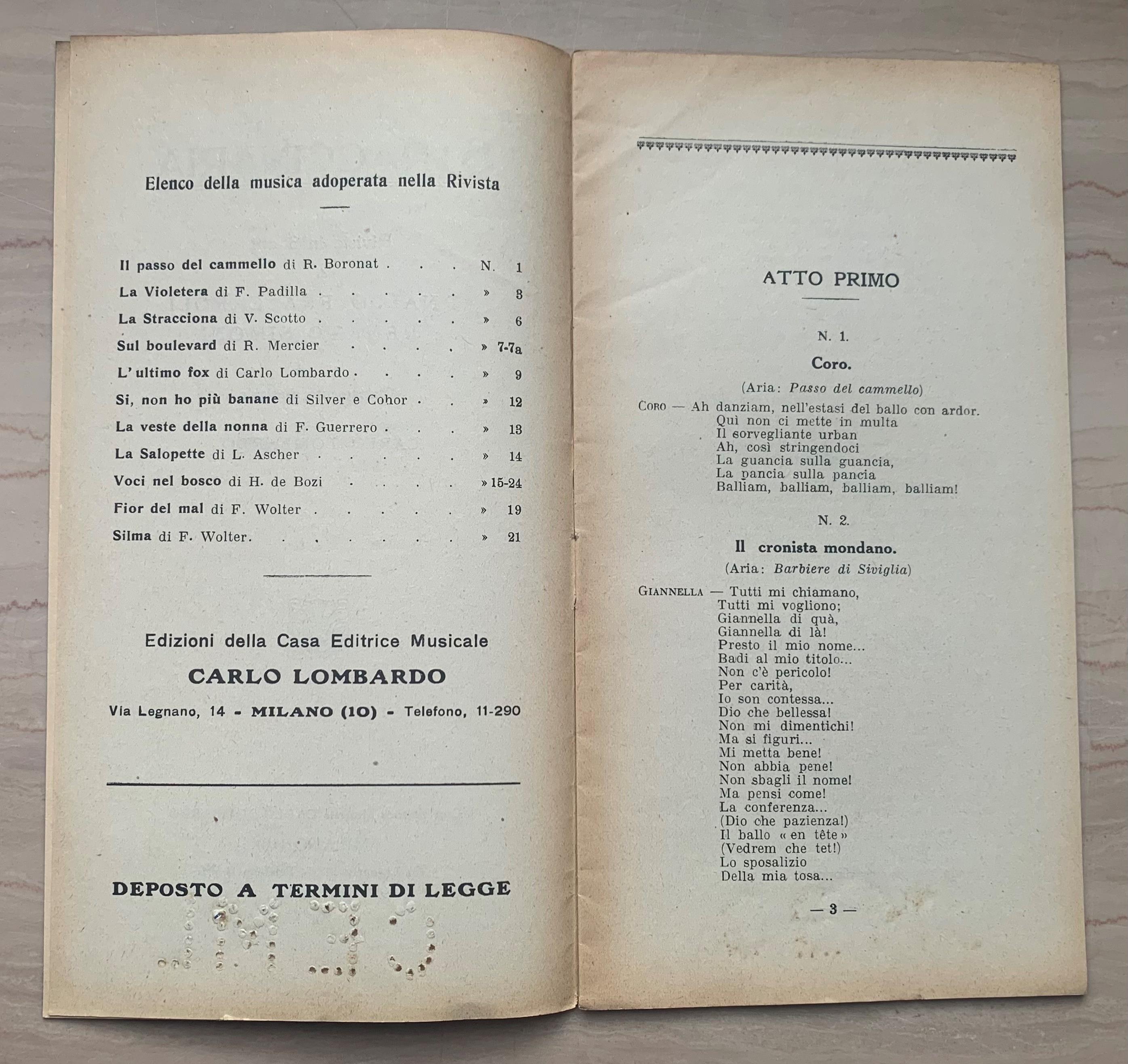 Straccinaria. Rivista in 3 atti