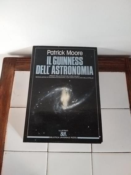 Il guinness dell' astronomia - Patrick Moore - copertina
