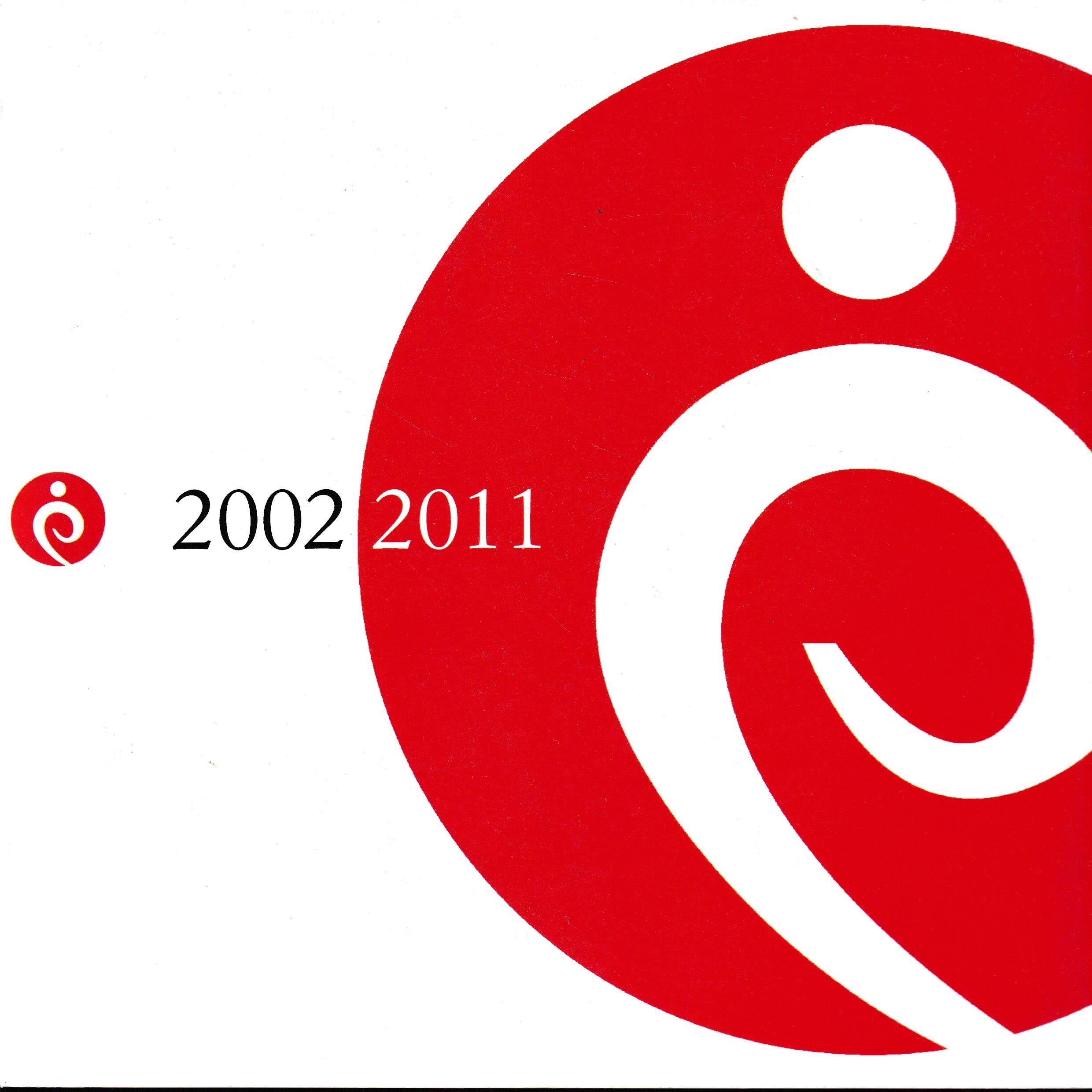 10 è. Da 10 anni l'attualità in vacanza 2002-2011