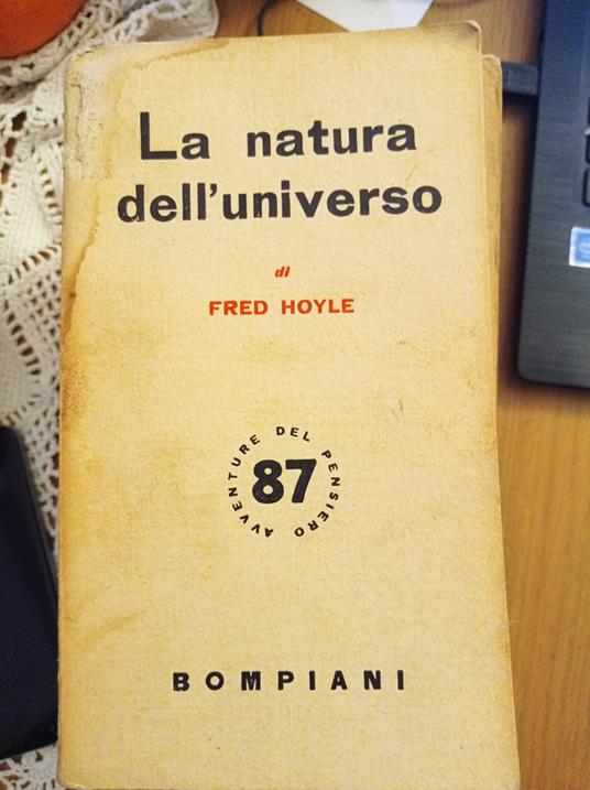 La natura dell'universo - Fred Hoyle - copertina