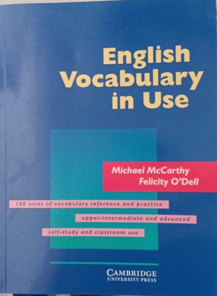 English Vocabulary in Use - copertina