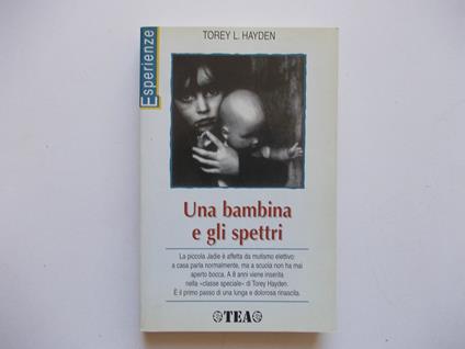 Una bambina e gli spettri - copertina