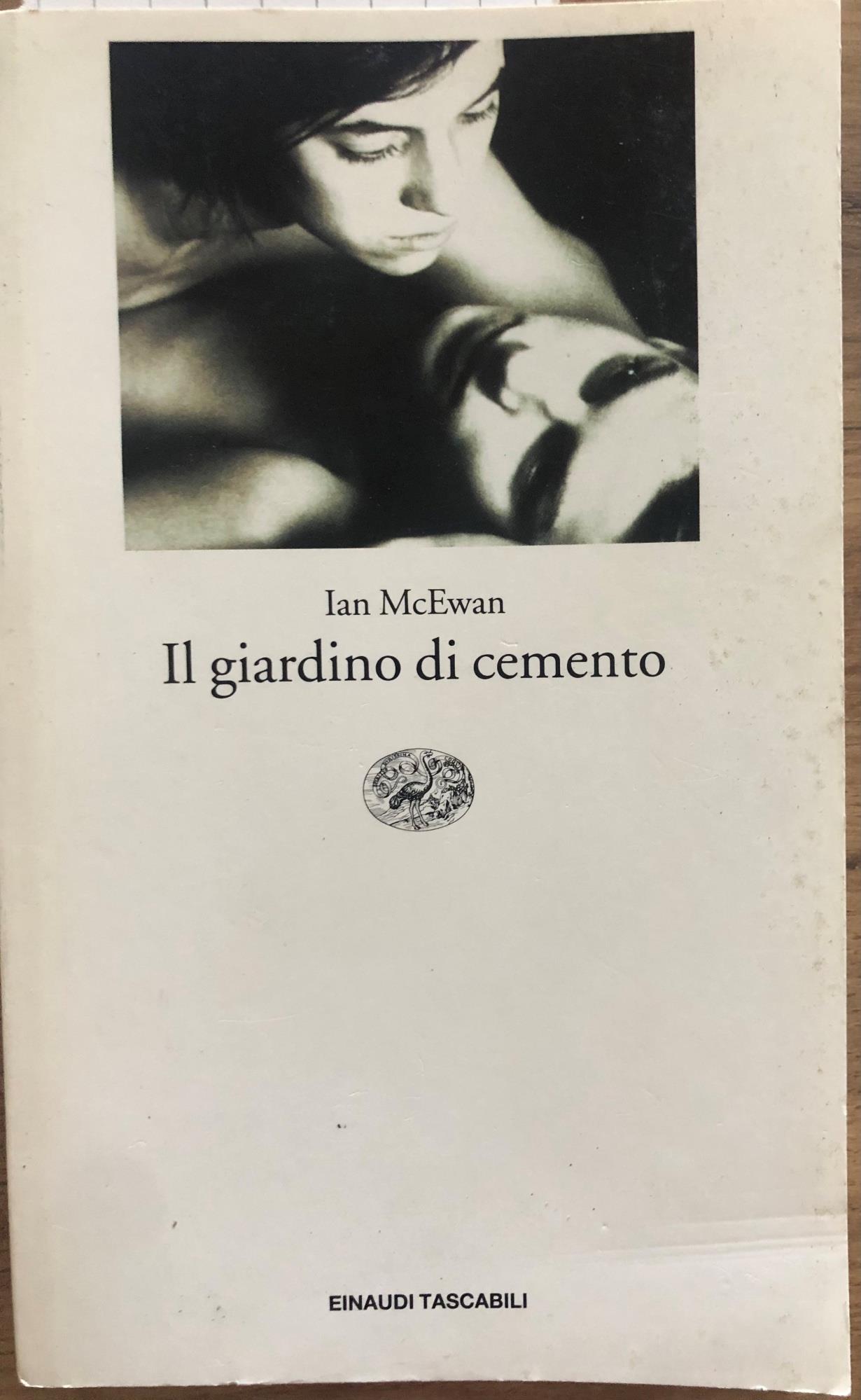 Il giardino di cemento