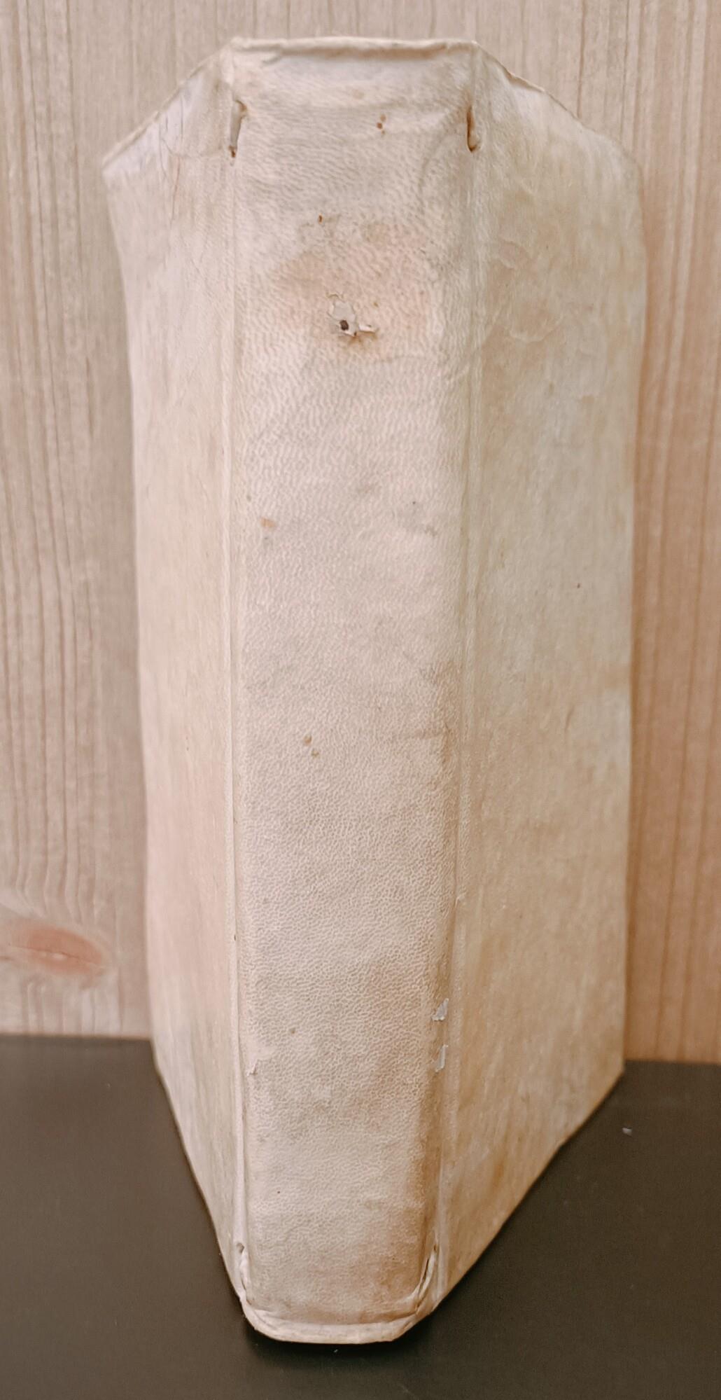 C. Julii Caesaris Commentarii de bello gallico et civili, ejusque fragmenta, et alia quecumque extant ... Cum notitia Galliae Josephi Scaligeri ... Omnia ... patavini editione ... adjectae sunt Christophori Cellari