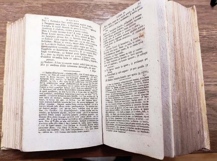 P. Virgilii Maronis Opera ad editionem P. Maasuicii castigata cum notis Joh. Min-elii, pars prima -secunda