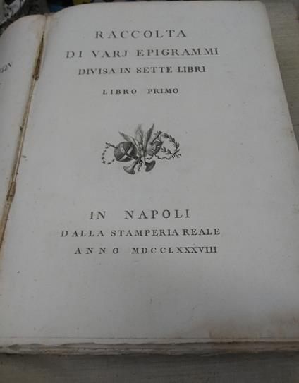 Collezione dei disegni di nuove fabbriche e ornati fatti nella Regia Villa del Poggio Imperiale proposti e diretti dall'architetto Giuseppe Cacialli / Collection des dessins des batiments et ornements nouveaux exécutés dans le chateau du Poggio Impér - Giuseppe Caciagli - copertina